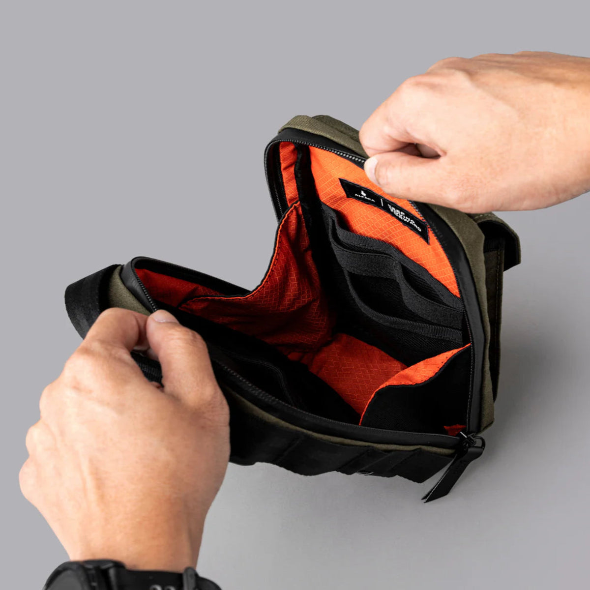 Alpaka Modular Sling V2 多功能手機袋|輕便防水