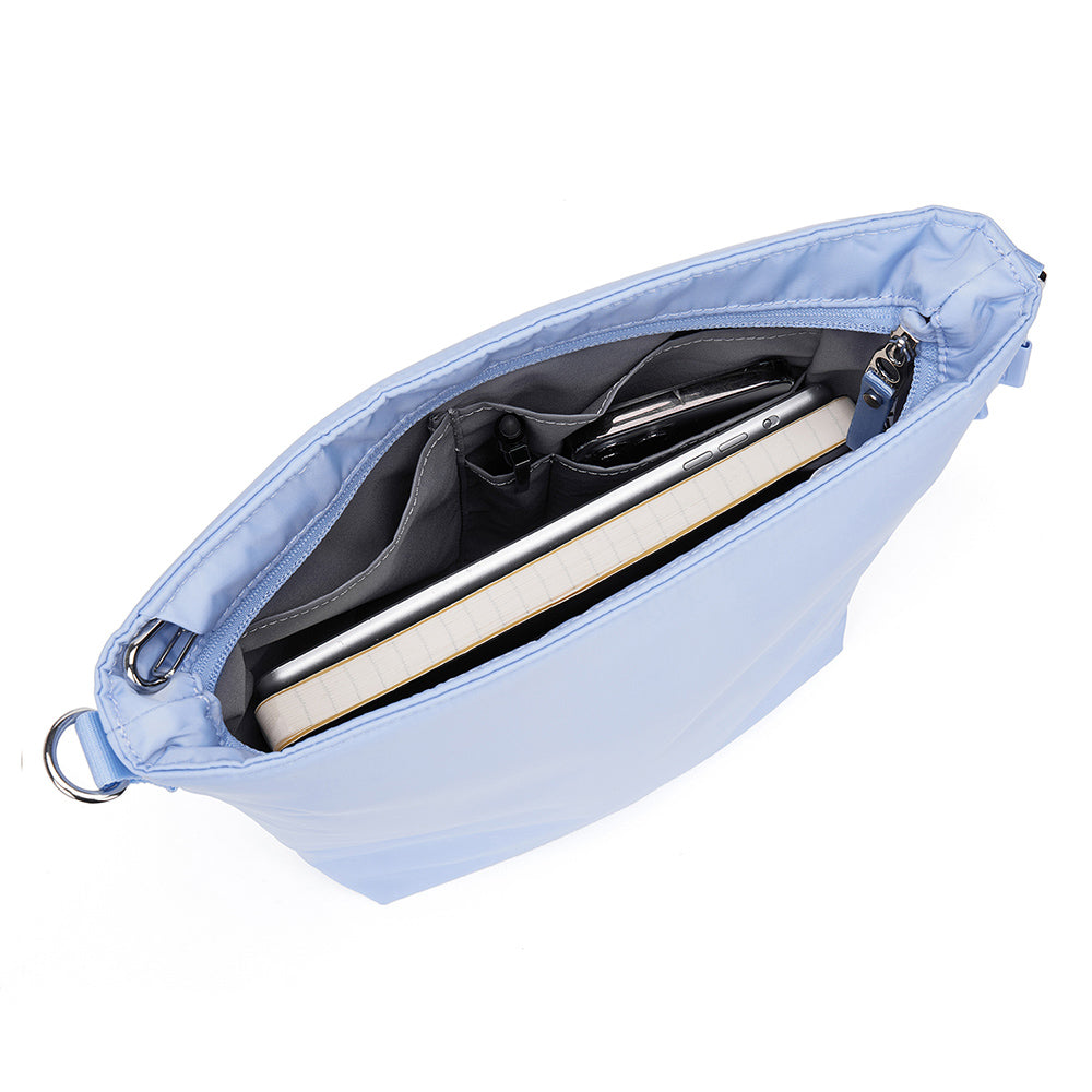 【Pacsafe】W 防盜斜背包3L|時尚外型全面防護