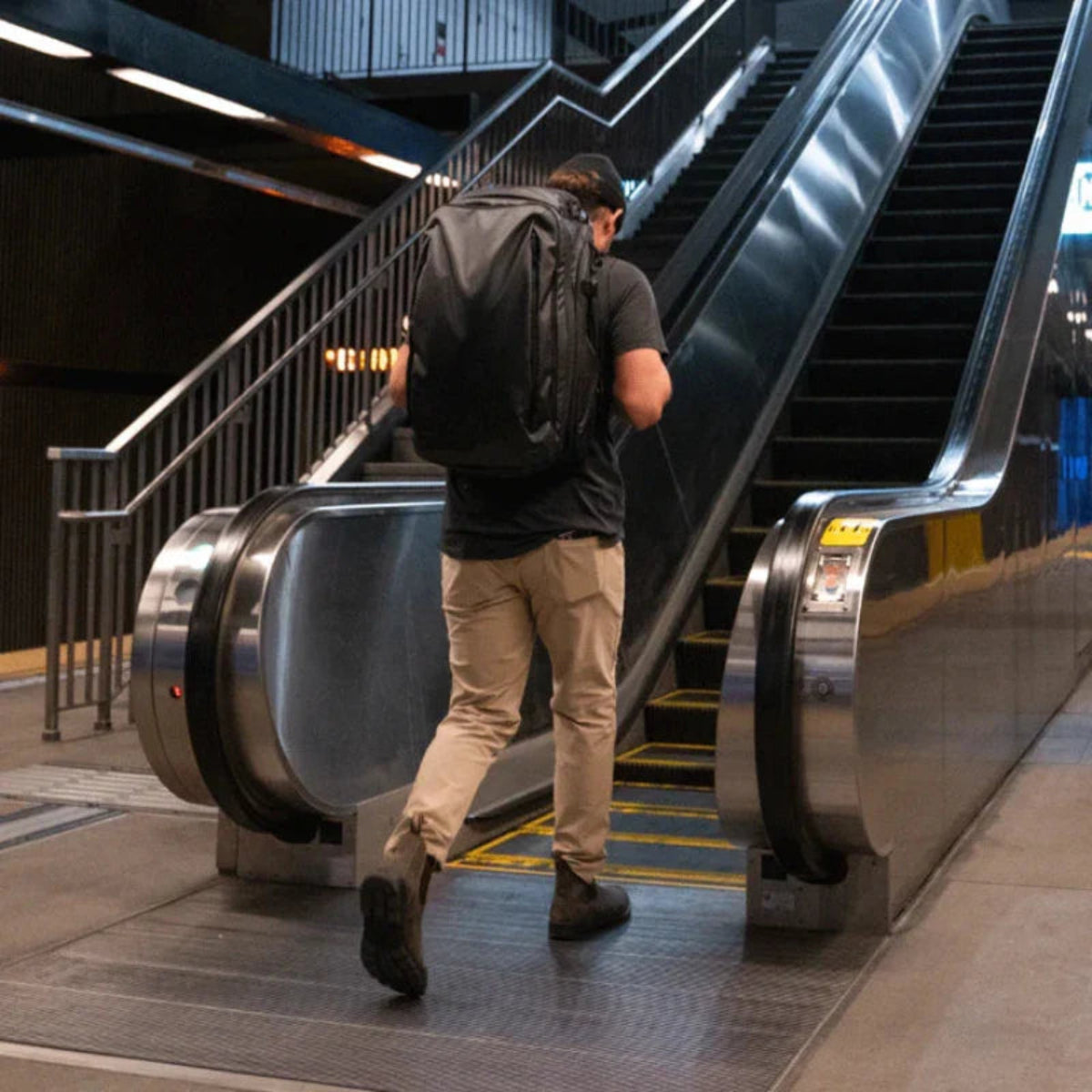 【Wandrd】Transit Travel Backpack 旅行背包|防水耐用