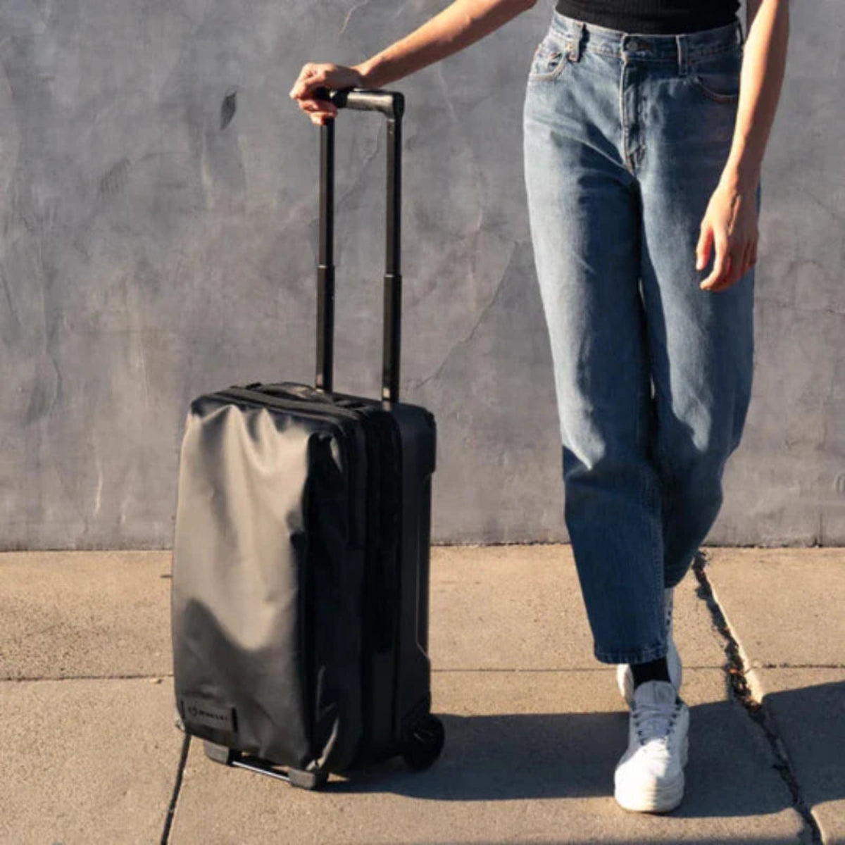 【Wandrd】Transit Carry-on Roller 行李箱|耐用防潑水