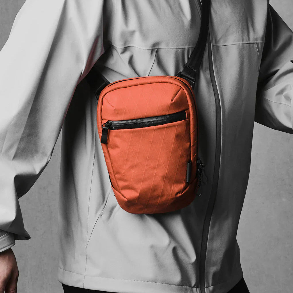 Alpaka Vertical Sling 迷你側肩包 RX30|環保材質