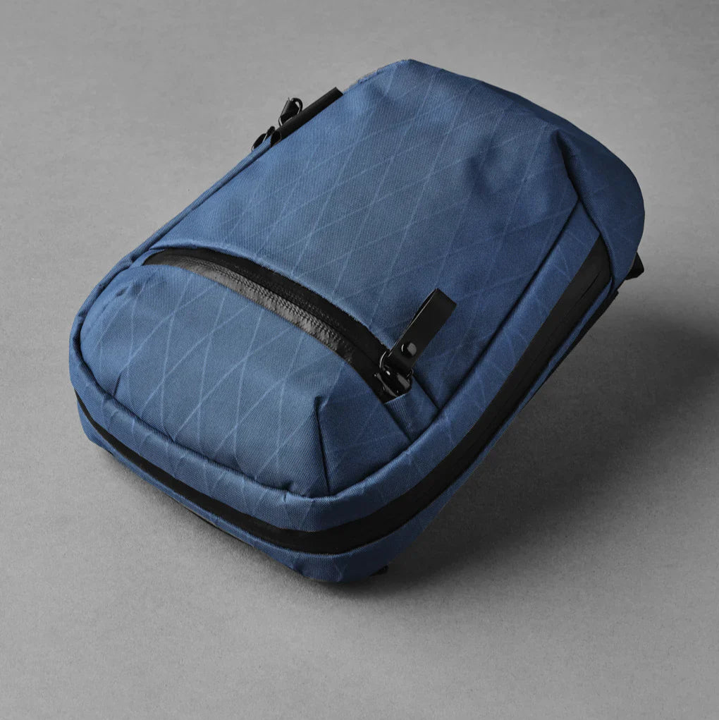 Alpaka Vertical Sling 迷你側肩包 RX30|環保材質