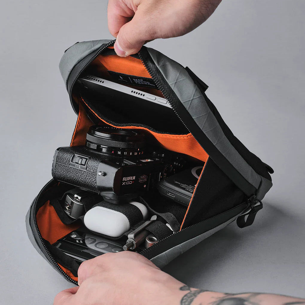 Alpaka Vertical Sling 側肩包|迷你防水