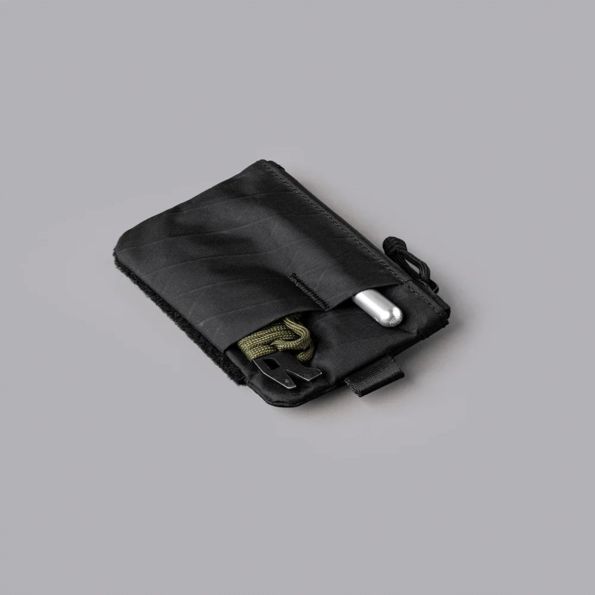 Alpaka Zip Pouch Pro 防水魔術貼收納包|輕巧 RFID 防護