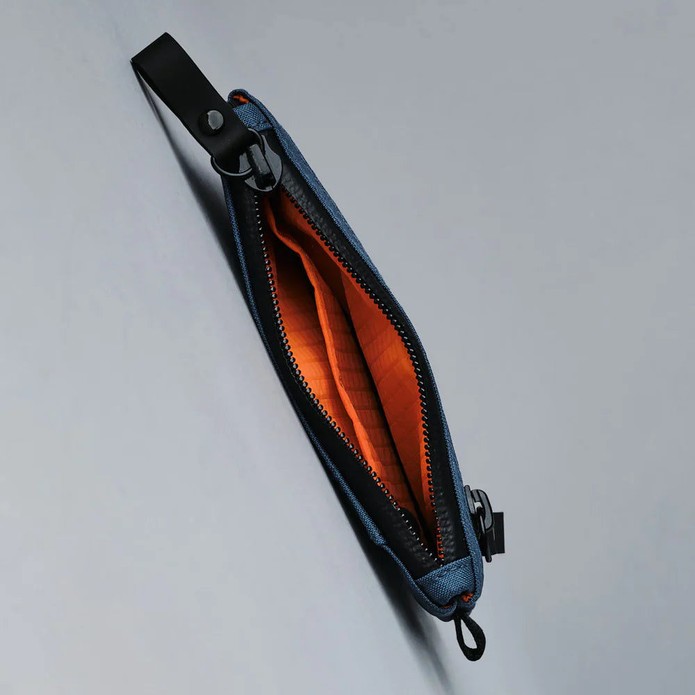 防水 YKK 拉鍊 - 高品質防水拉鍊,確保物品安全乾燥