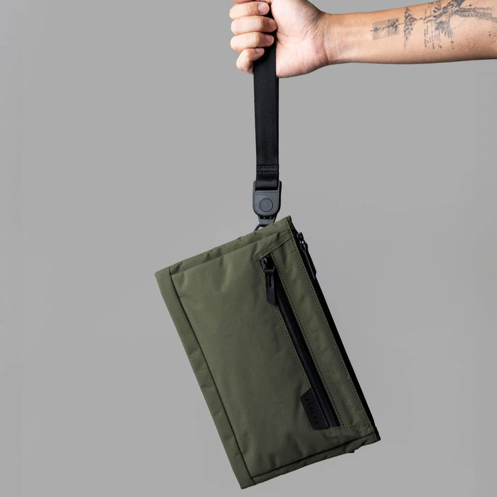 Alpaka Zip Pouch Max V2|防水側肩包 210D