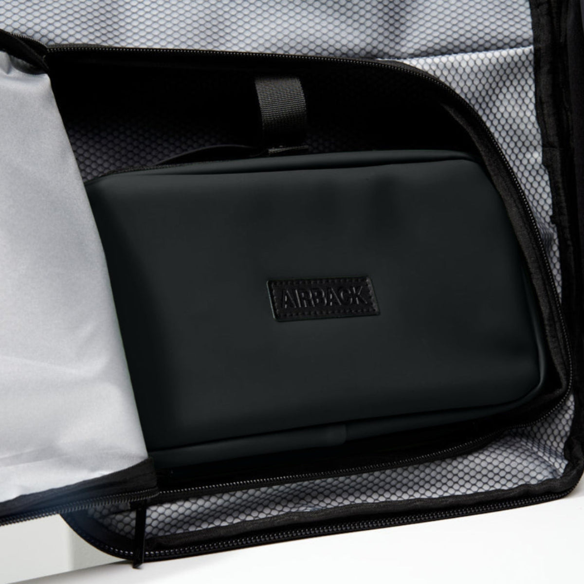Airback Travel Backpack 可壓縮旅行背包|防水耐用