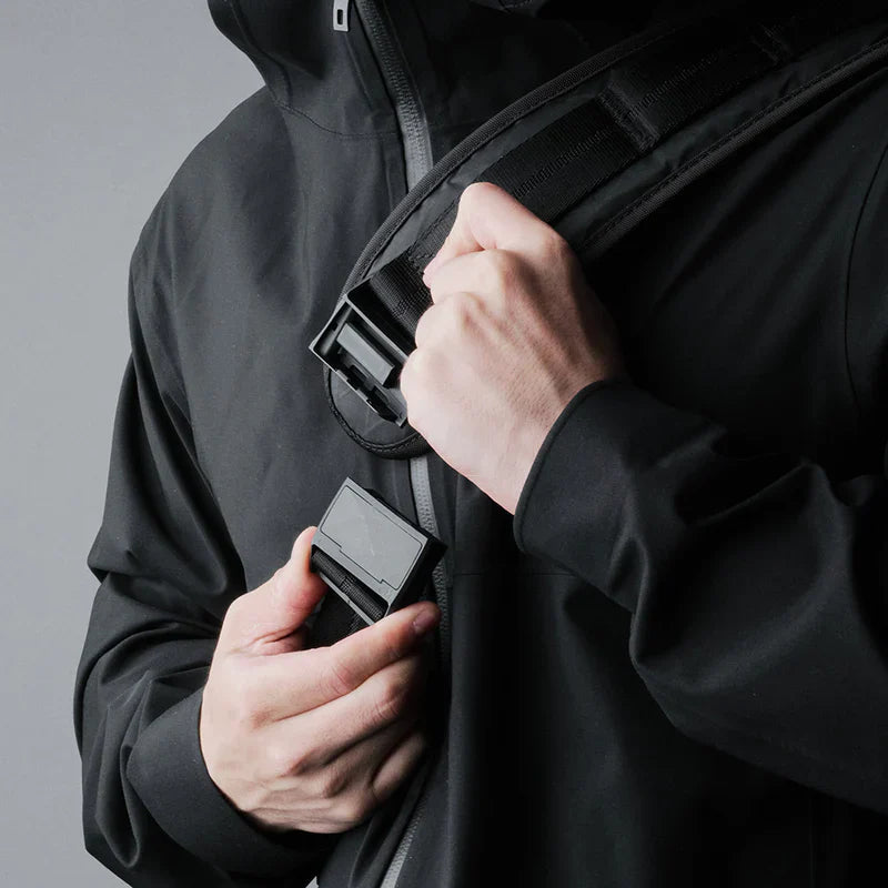 可側背或斜背 - 適應不同穿搭與使用情境