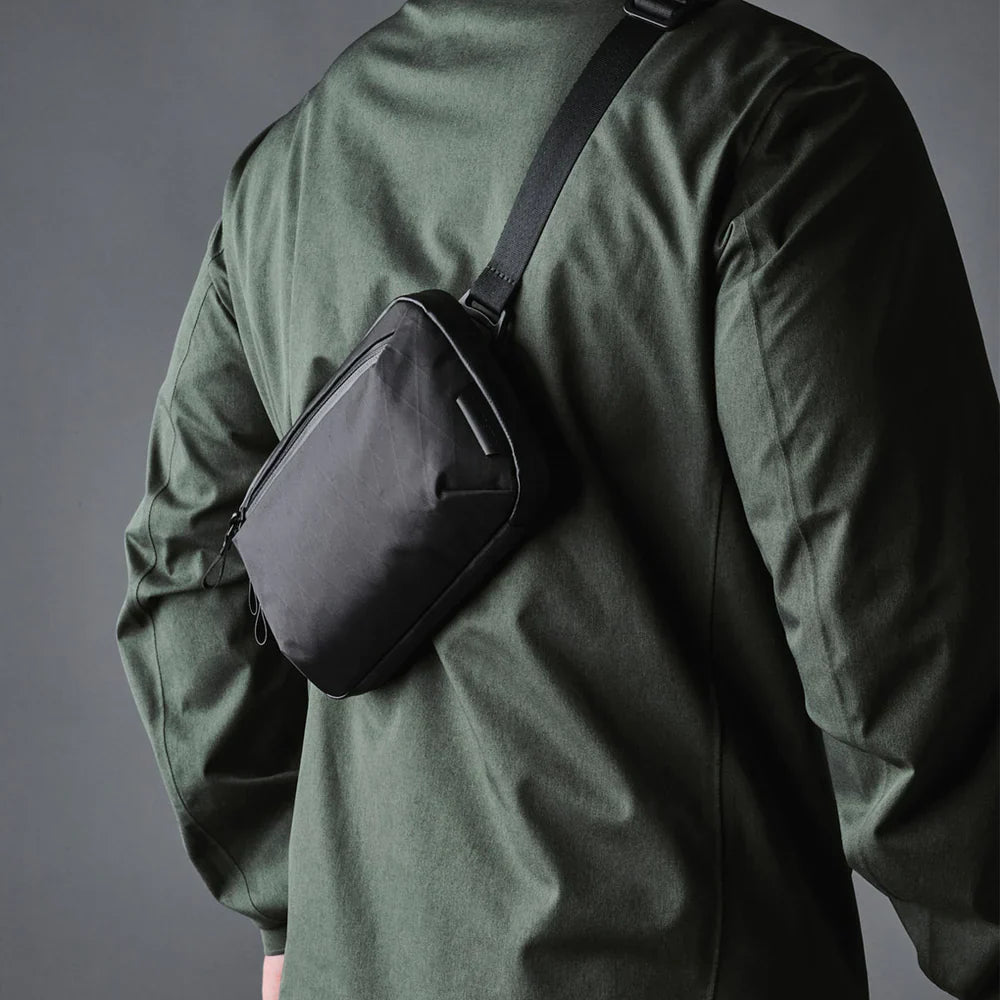 可拆式肩帶 - 可作為斜背包使用,自由轉換