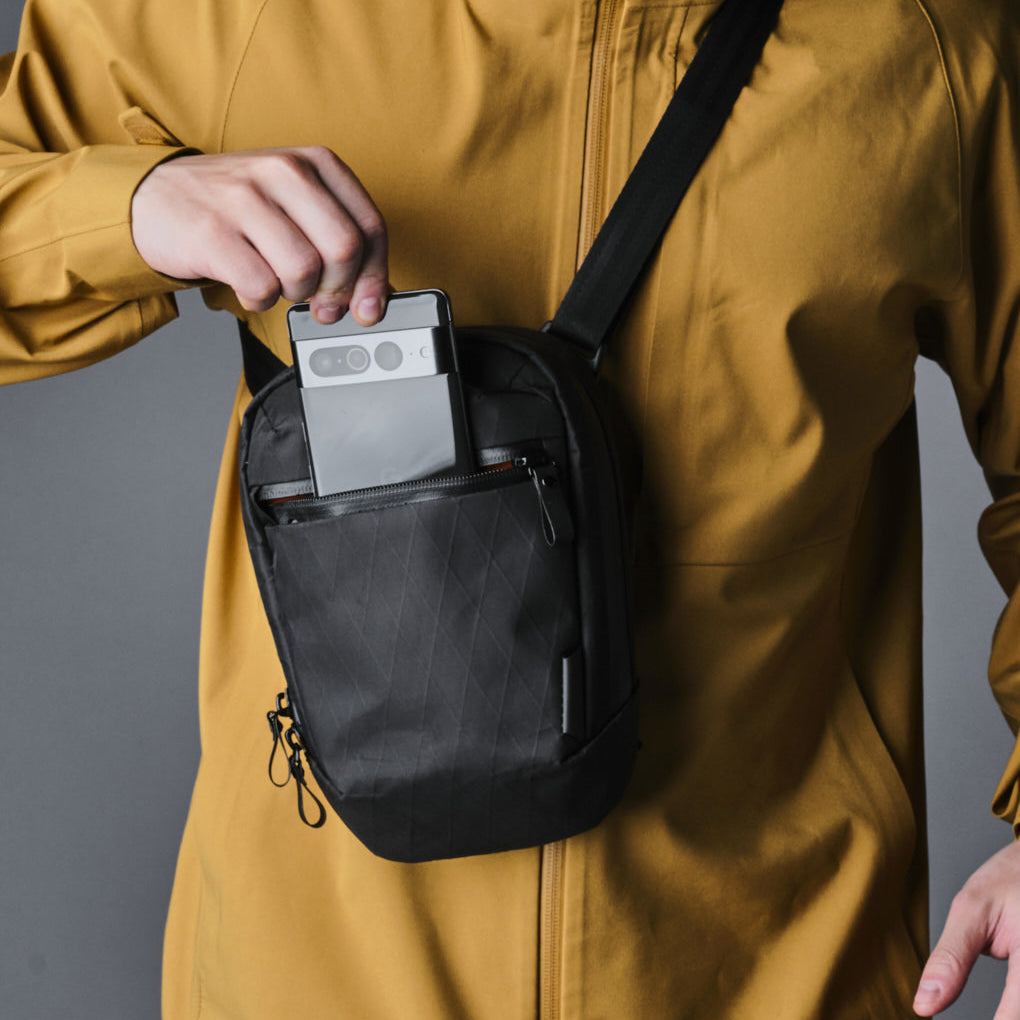 Alpaka Vertical Sling 側肩包|迷你防水