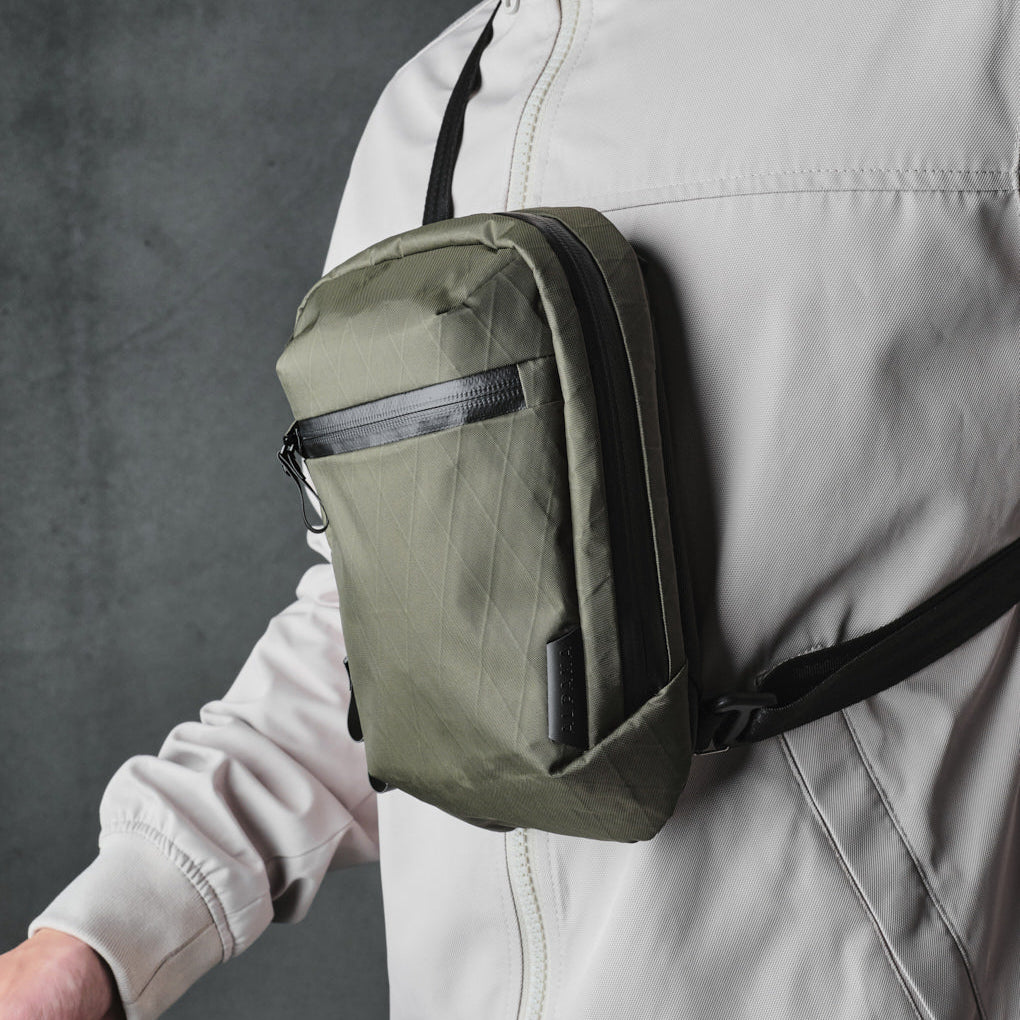 Alpaka Vertical Sling 側肩包|迷你防水