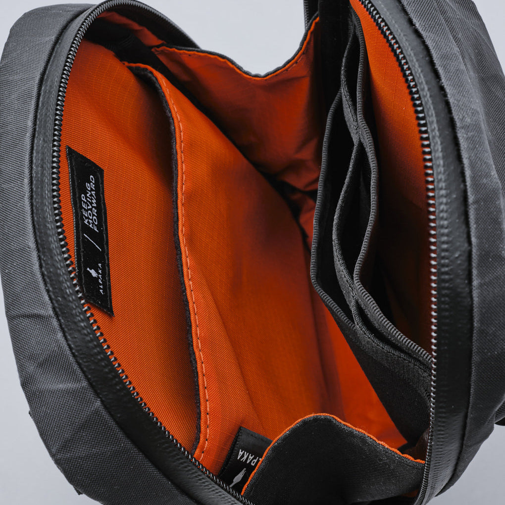 Alpaka Vertical Sling 側肩包|迷你防水