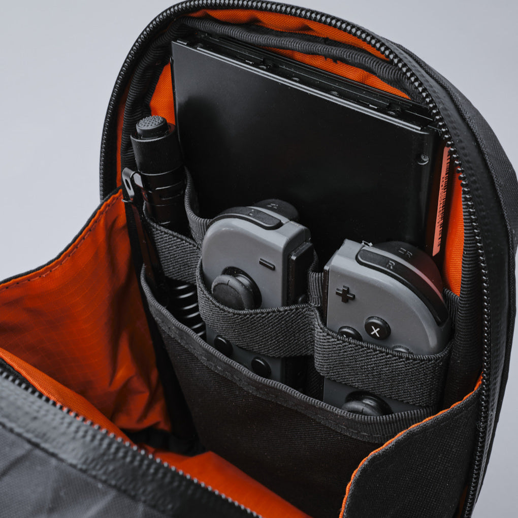 Alpaka Vertical Sling 側肩包|迷你防水