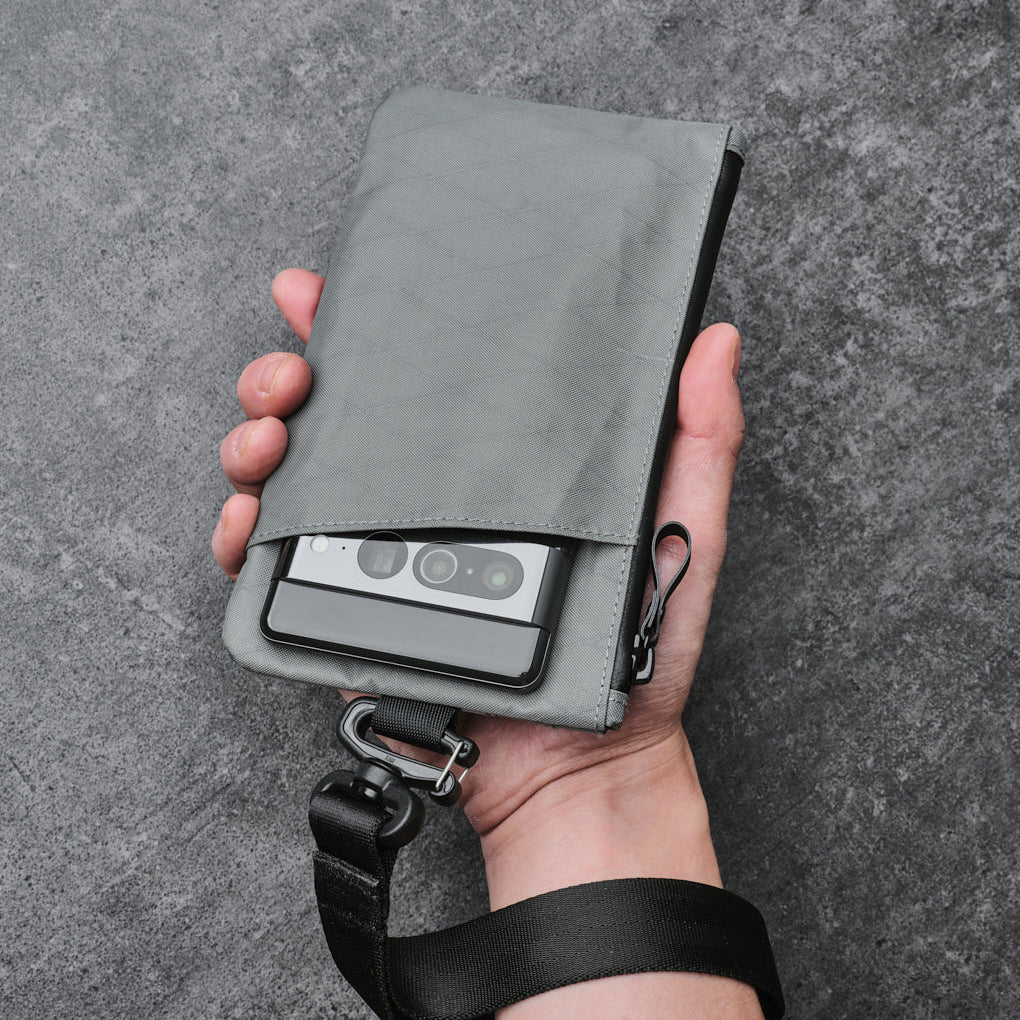 Alpaka Zip Clutch 手拿包|防水輕巧