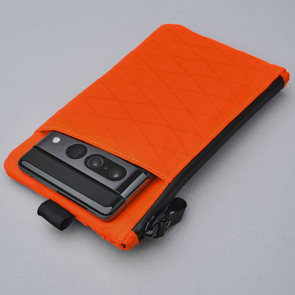 Alpaka Zip Clutch 手拿包|防水輕巧