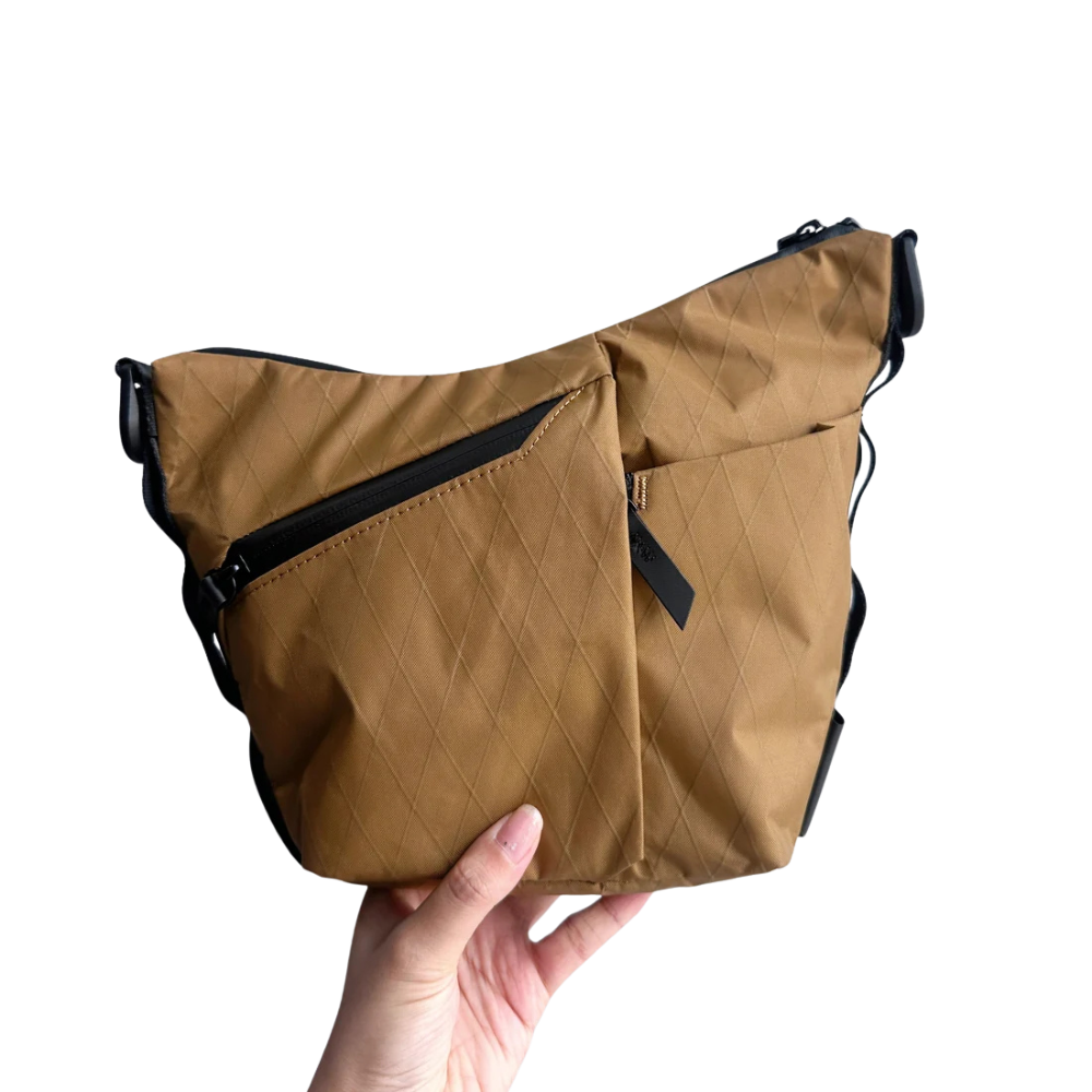 【Alpaka】Flow Satchel 多功能側肩包｜X-Pac 限量款｜防潑耐用｜通勤斜背包