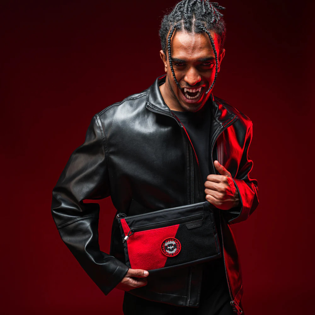 【Alpaka】Zip Pouch Max V2 側肩包｜吸血鬼特別版