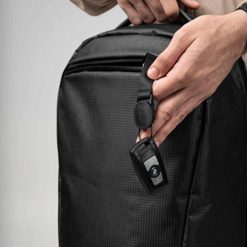 【Alpaka】Momentum Backpack 超輕通勤後背包 22L｜16 吋筆電夾層｜隱藏側袋快取