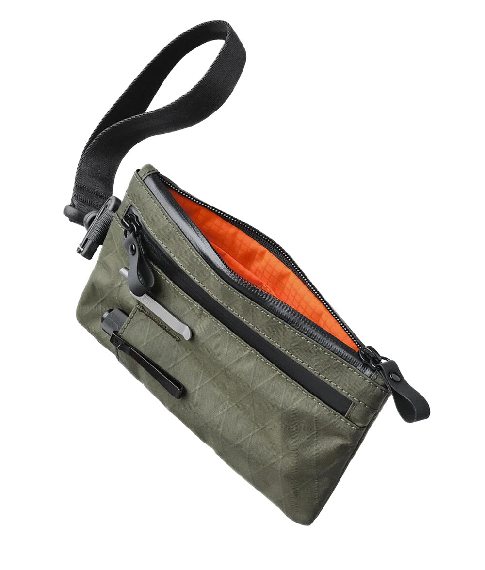 Alpaka Zip Clutch (X-Pac) 拉鏈手拿包