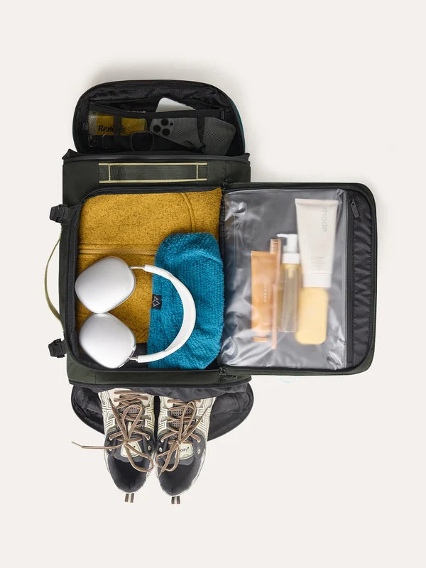 【Bagsmart】Faro 40L Carry On Travel Backpack 防潑水旅行背包 ｜30-40L擴充容量｜獨立鞋層