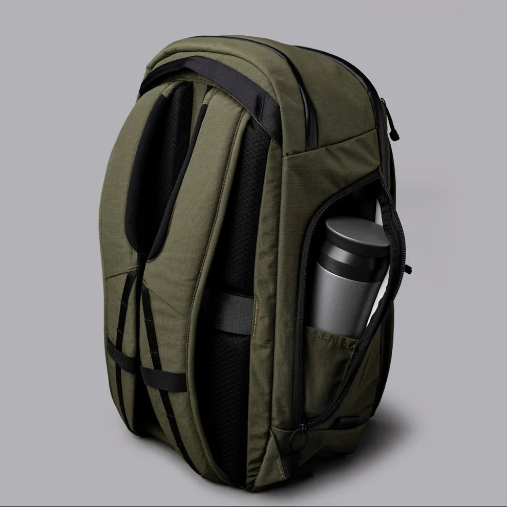 【Alpaka】Traverse Backpack 30L 旅行背包｜防潑水｜可容納 16 吋筆電