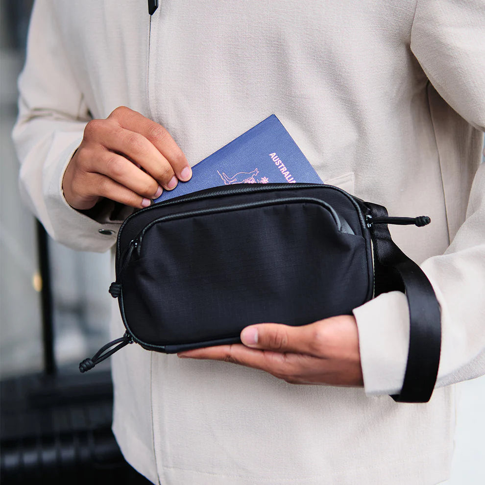 【Alpaka】Bravo Passport Pouch 護照收納包｜RFID 防盜｜可放 iPhone 17 Pro Max