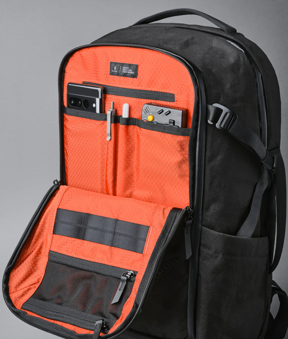 Alpaka Elements Travel Backpack 旅行背包