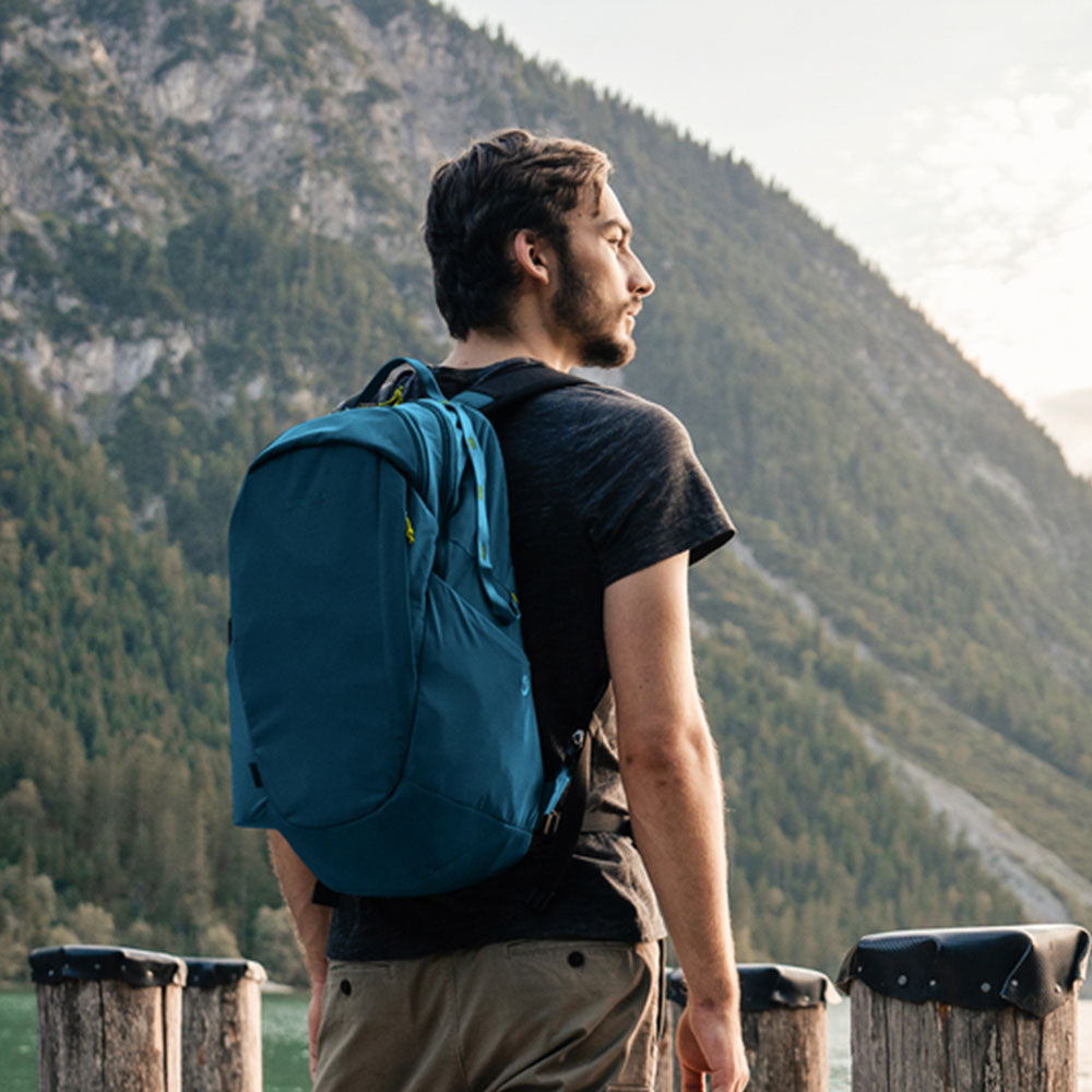 【Pacsafe】ECO 防盜登山後背包 25L｜戶外機能多重防盜