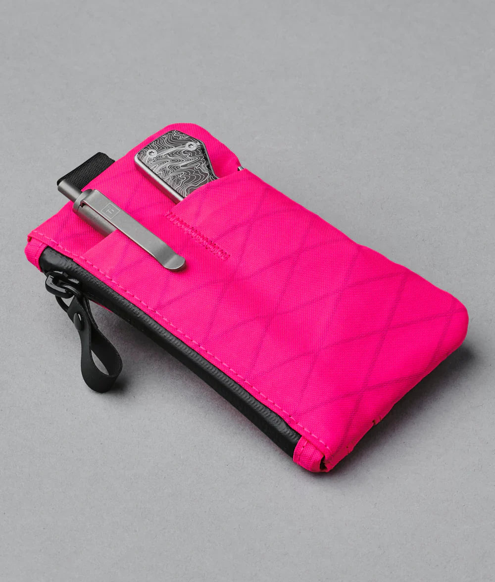 Alpaka Zip Pouch Pro Hot Pink RVX20 - Limited Edition 防水拉鍊袋