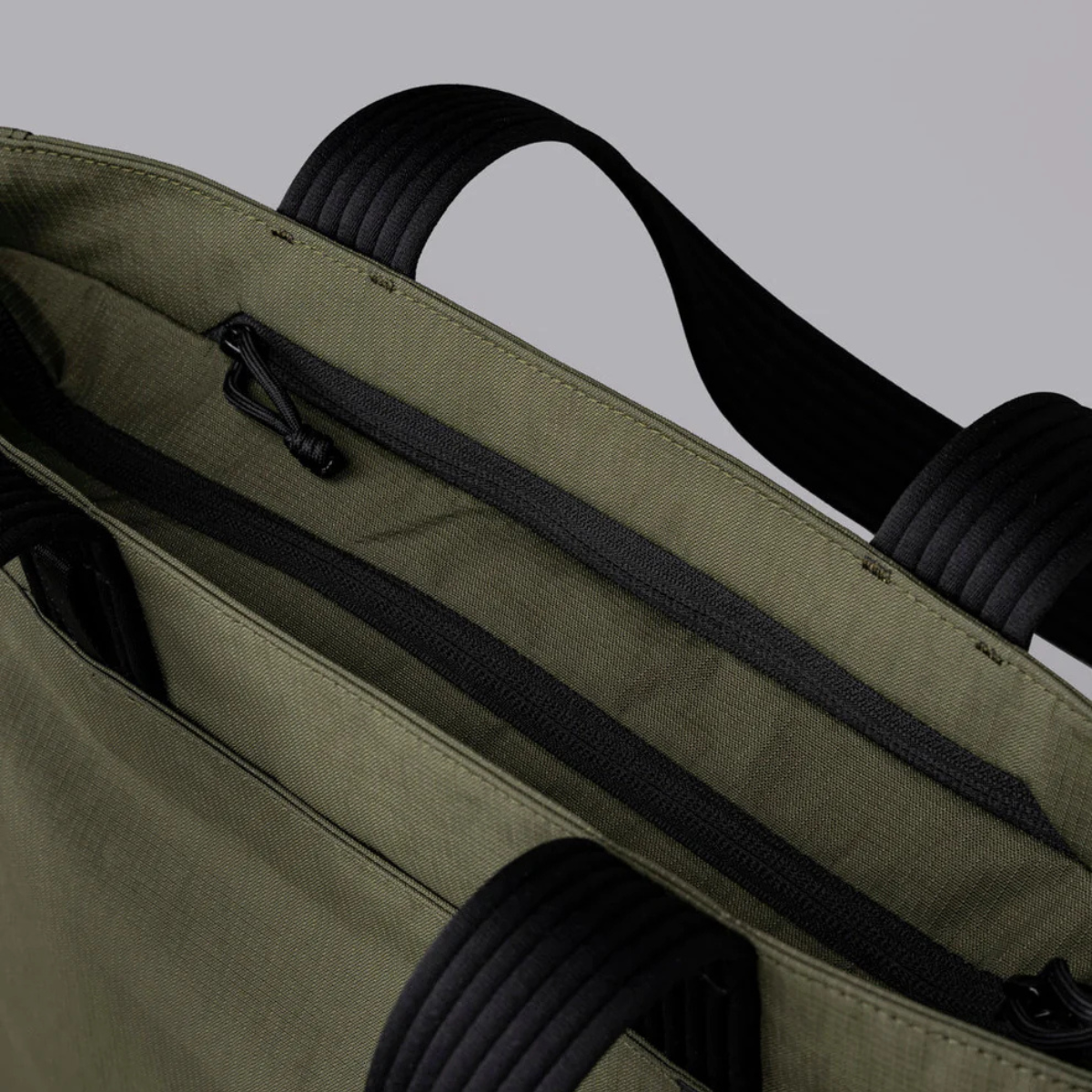 【Alpaka】Flight Tote (M) 托特包｜全天候舒適