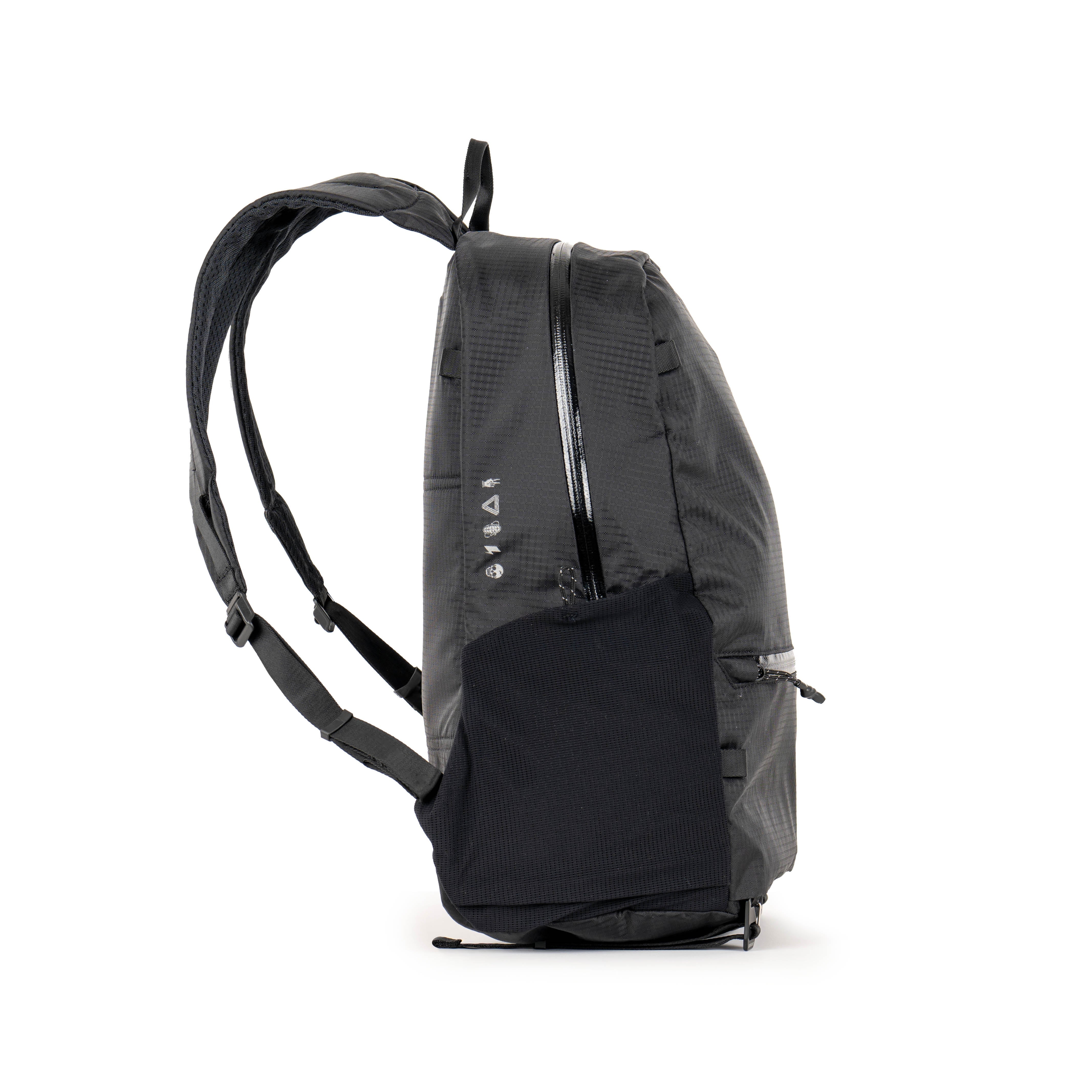 Boundary Supply Rennen Ripstop Daypack 抗撕裂尼龍日用背包